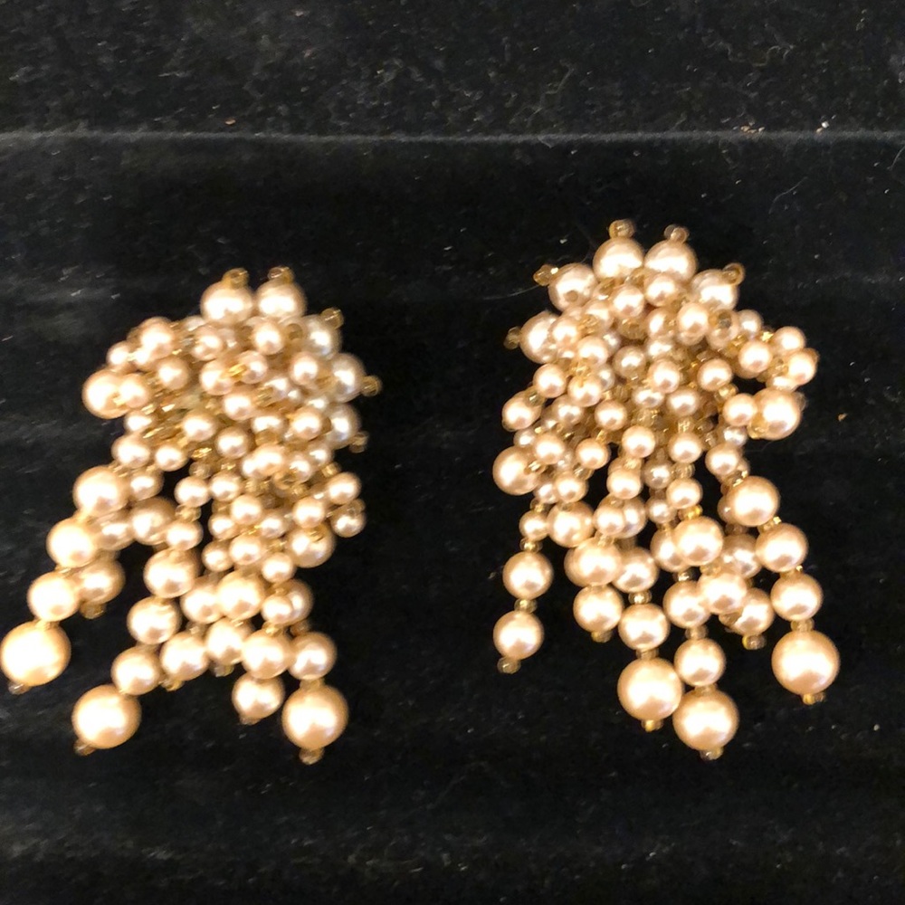 Vintage Lois Ann pearl clips